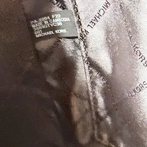【国内即発】マイケルコース JET SET TRAVEL BIFLD WLLET BLACK セール】JET SET TRAVEL MD BIFLD ZP CN WLLET ウォレット（財布